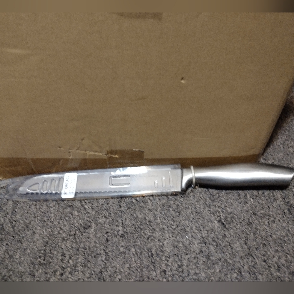 Hampton Forge 8" Serrated Bread Knife